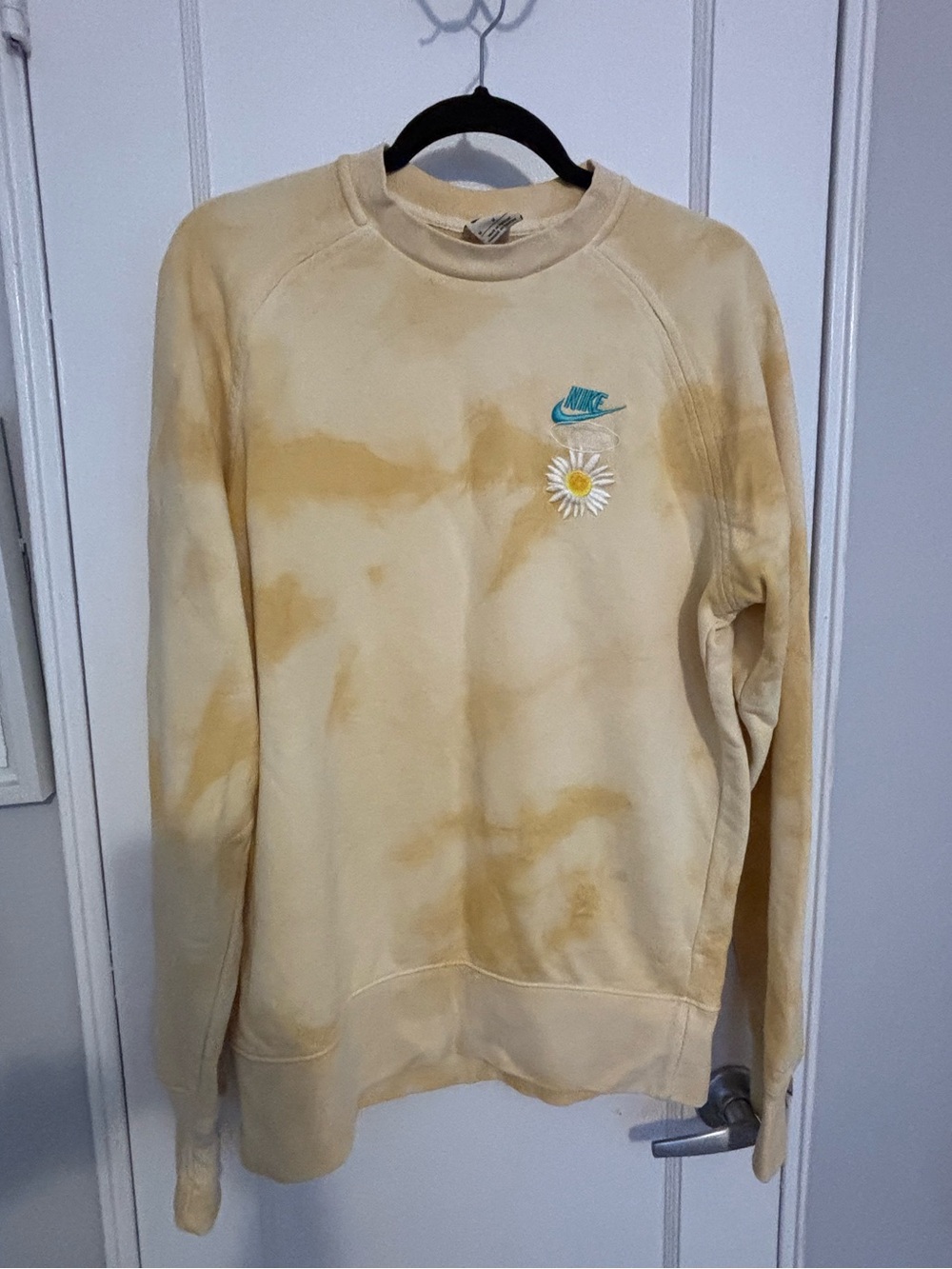 Nike Cream Crewneck with Teal Logo and Embroidered Daisy